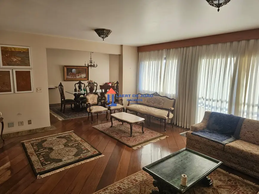 Foto 1 de Apartamento com 4 quartos à venda, 214m2 em São Paulo - SP