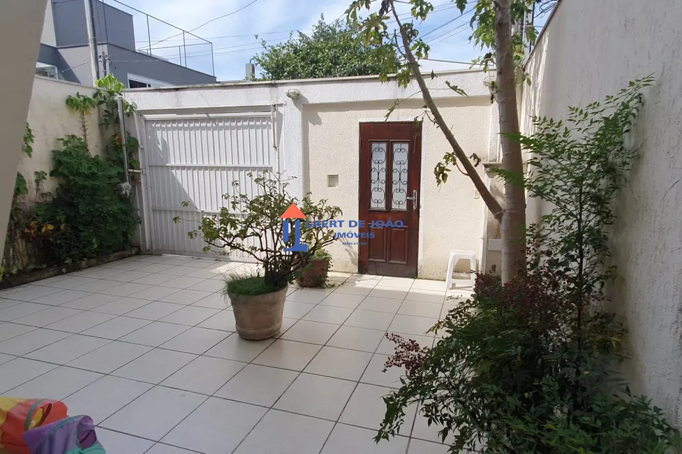 Foto 3 de Casa com 3 quartos à venda, 145m2 em Vila Cordeiro, São Paulo - SP