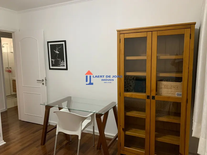Apartamento com 3 quartos à venda, 187m2 em Campo Belo, São Paulo - SP - imagem 5 Foto 5 de Apartamento com 3 quartos à venda, 187m2 em Campo Belo, São Paulo - SP