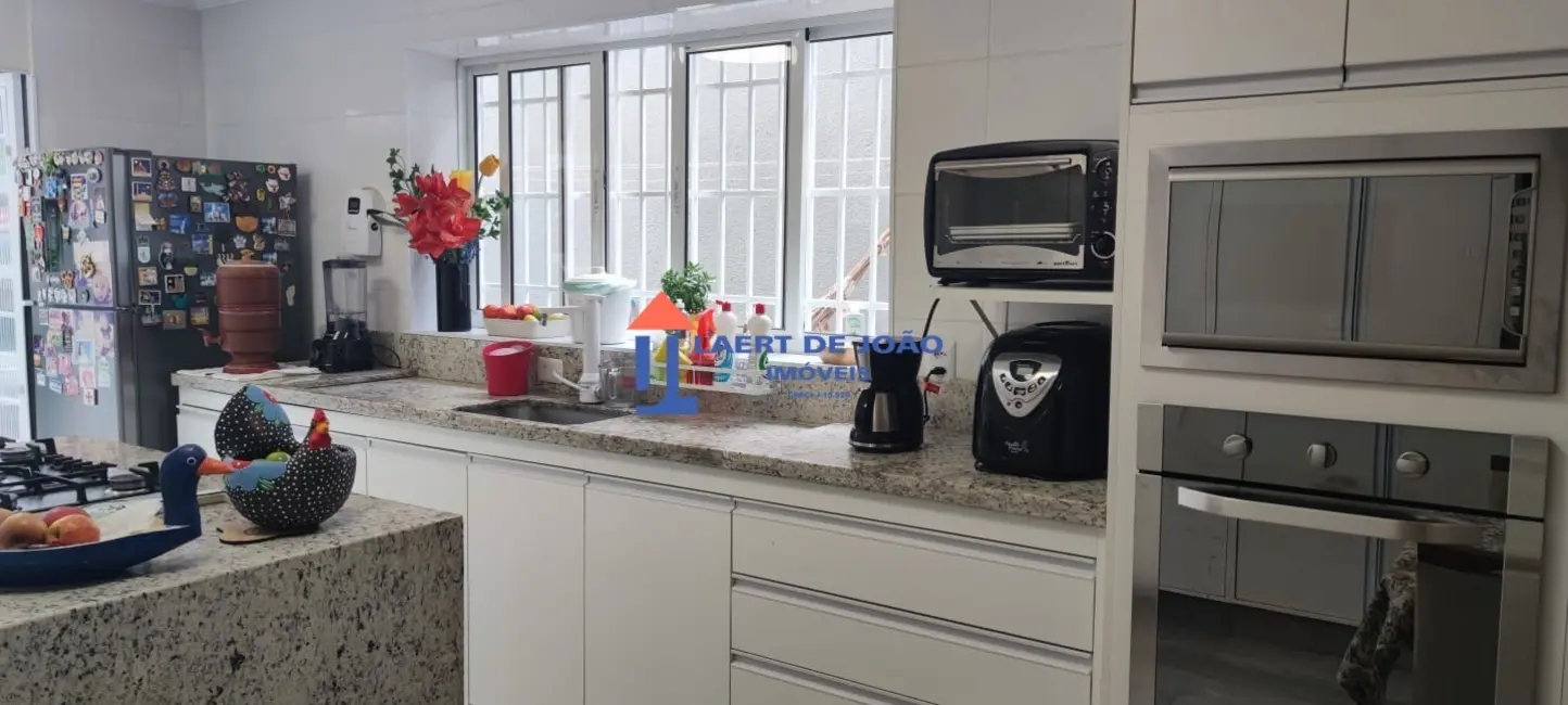 Foto 4 de Casa com 3 quartos à venda, 150m2 em Campo Belo, São Paulo - SP