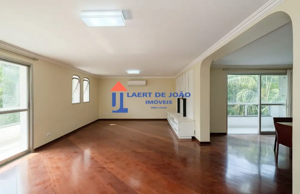 Apartamento com 3 quartos à venda, 215m2 em Campo Belo, São Paulo - SP - imagem 3 Foto 3 de Apartamento com 3 quartos à venda, 215m2 em Campo Belo, São Paulo - SP