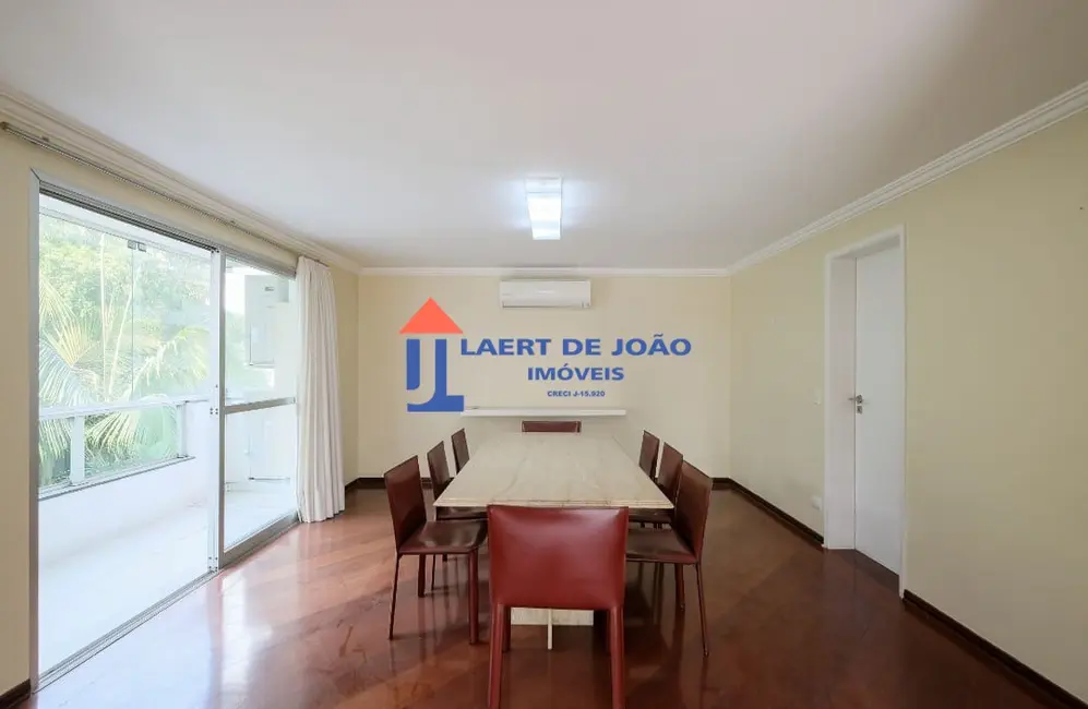 Apartamento com 3 quartos à venda, 215m2 em Campo Belo, São Paulo - SP - imagem 7 Foto 7 de Apartamento com 3 quartos à venda, 215m2 em Campo Belo, São Paulo - SP