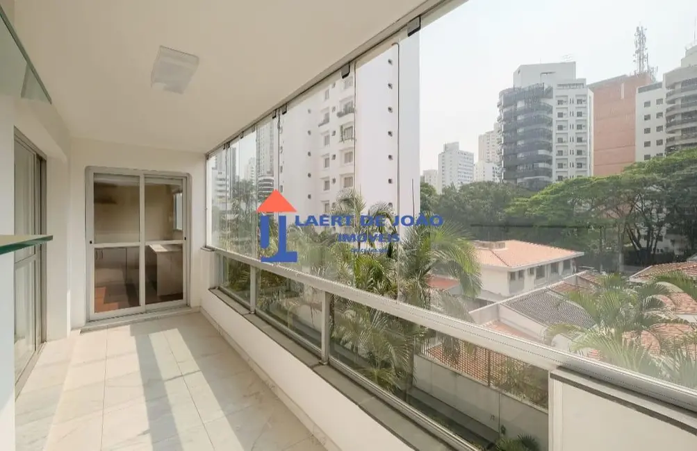 Apartamento com 3 quartos à venda, 215m2 em Campo Belo, São Paulo - SP - imagem 2 Foto 2 de Apartamento com 3 quartos à venda, 215m2 em Campo Belo, São Paulo - SP