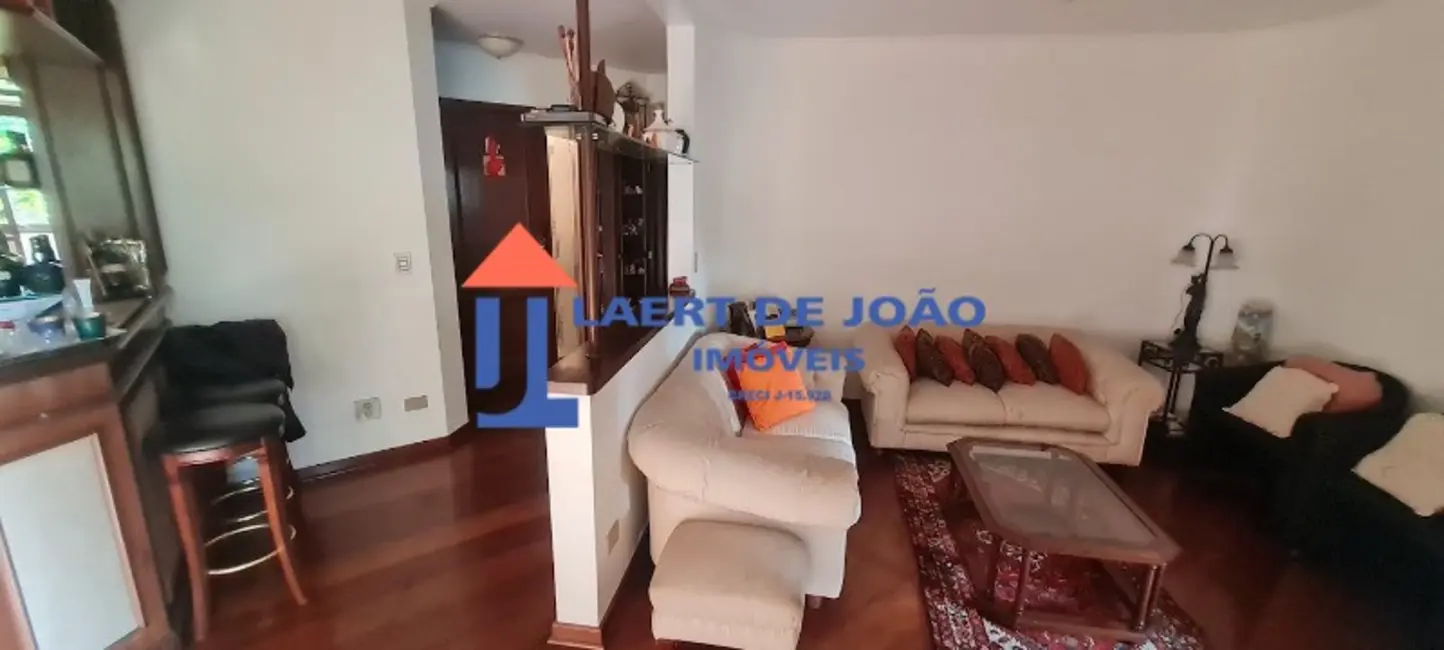 Apartamento com 4 quartos à venda, 220m2 em Campo Belo, São Paulo - SP - imagem 5 Foto 5 de Apartamento com 4 quartos à venda, 220m2 em Campo Belo, São Paulo - SP