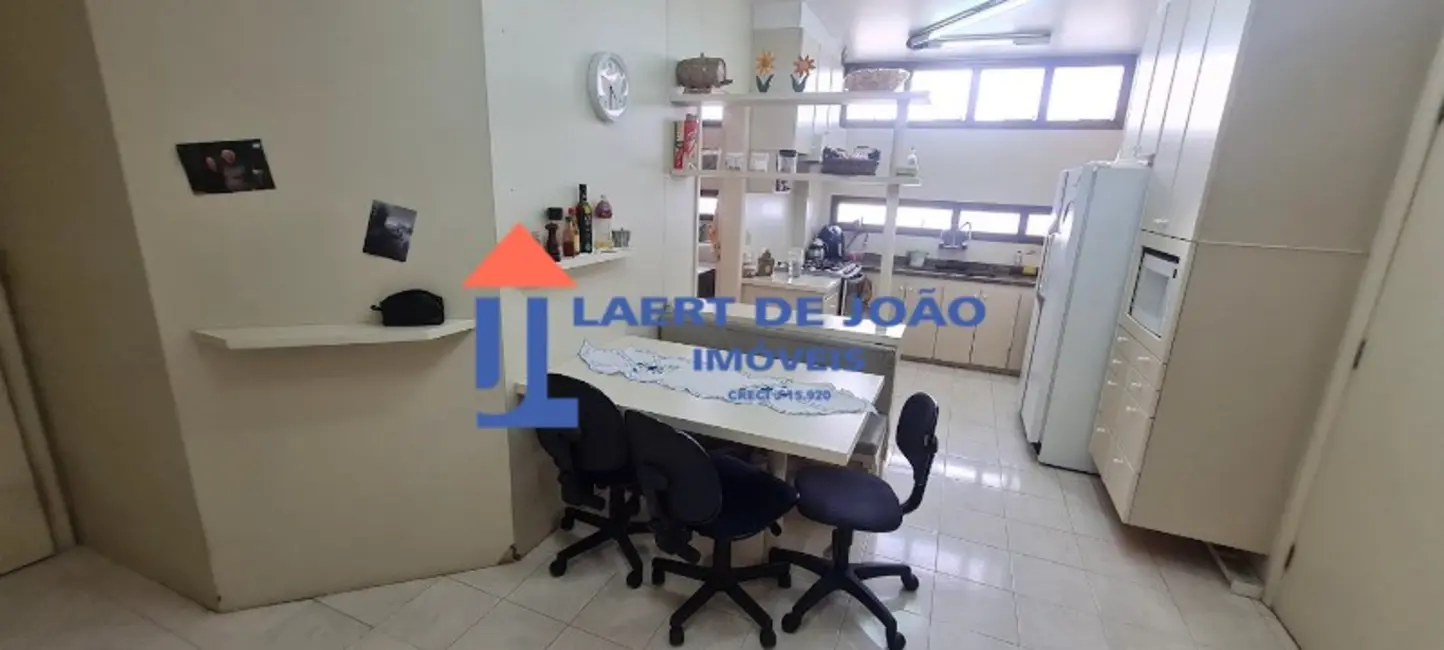 Apartamento com 4 quartos à venda, 220m2 em Campo Belo, São Paulo - SP - imagem 7 Foto 7 de Apartamento com 4 quartos à venda, 220m2 em Campo Belo, São Paulo - SP