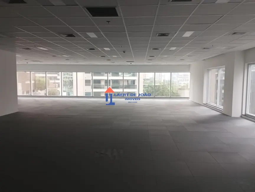 Foto 1 de Sala Comercial para alugar, 263m2 em São Paulo - SP