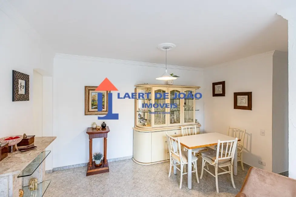 Apartamento com 2 quartos à venda, 67m2 em Moema, São Paulo - SP - imagem 5 Foto 5 de Apartamento com 2 quartos à venda, 67m2 em Moema, São Paulo - SP