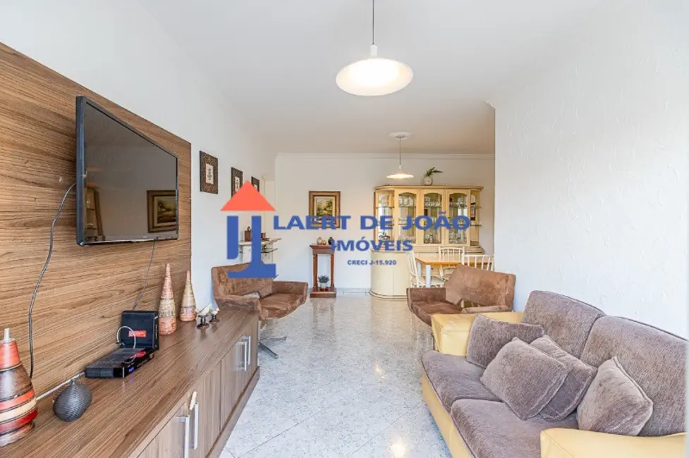Apartamento com 2 quartos à venda, 67m2 em Moema, São Paulo - SP - imagem 4 Foto 4 de Apartamento com 2 quartos à venda, 67m2 em Moema, São Paulo - SP