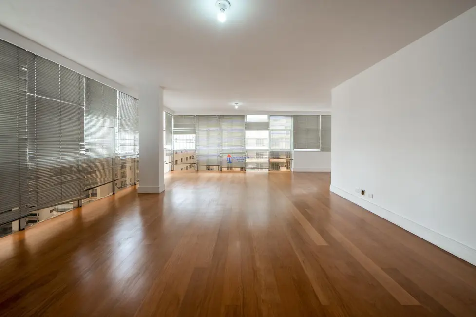 Foto 2 de Apartamento com 3 quartos à venda, 240m2 em Santa Cecília, São Paulo - SP