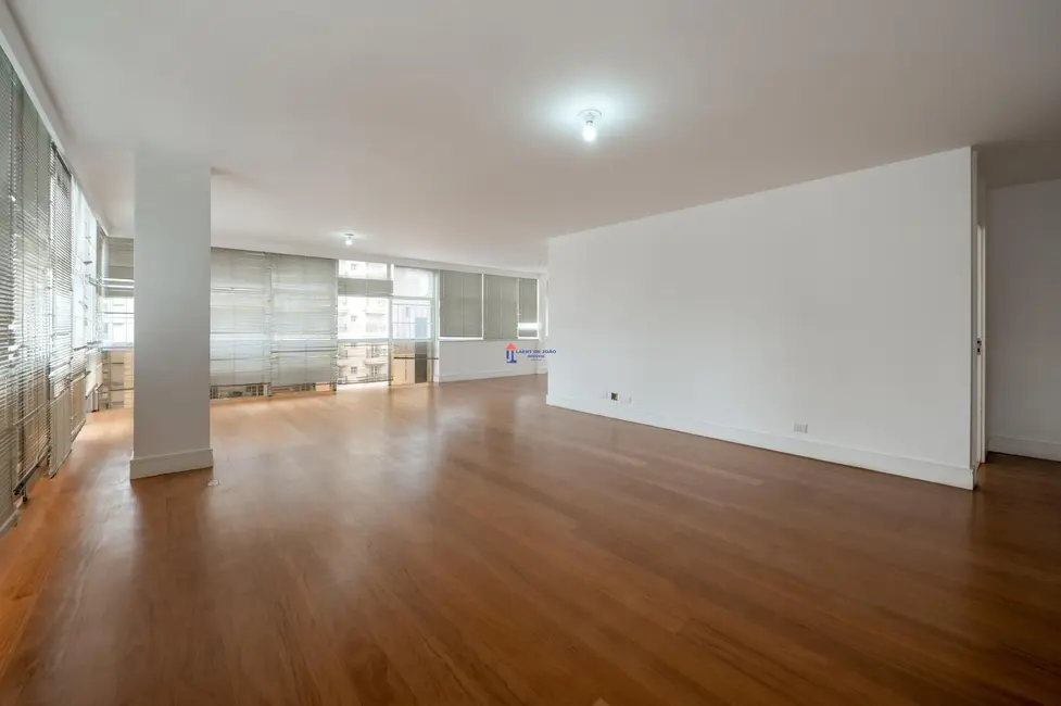 Foto 3 de Apartamento com 3 quartos à venda, 240m2 em Santa Cecília, São Paulo - SP