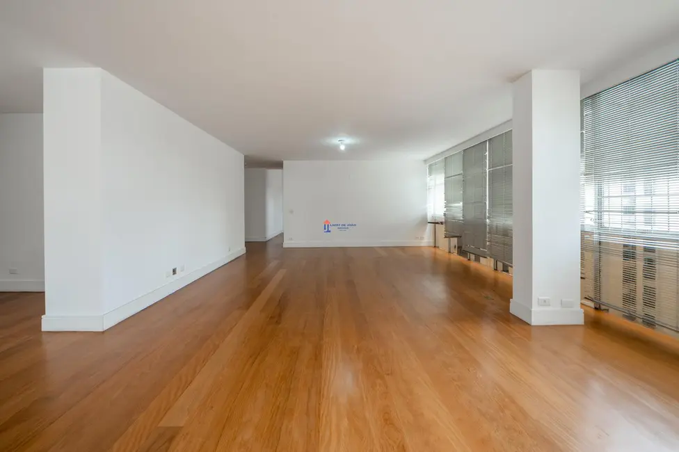 Foto 5 de Apartamento com 3 quartos à venda, 240m2 em Santa Cecília, São Paulo - SP