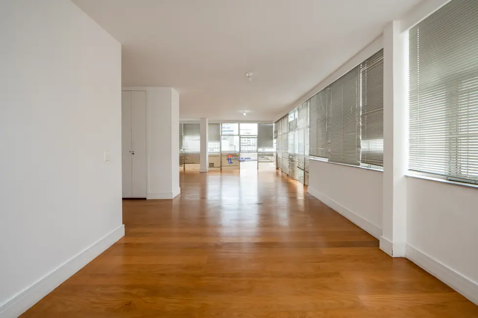 Foto 8 de Apartamento com 3 quartos à venda, 240m2 em Higienópolis, São Paulo - SP