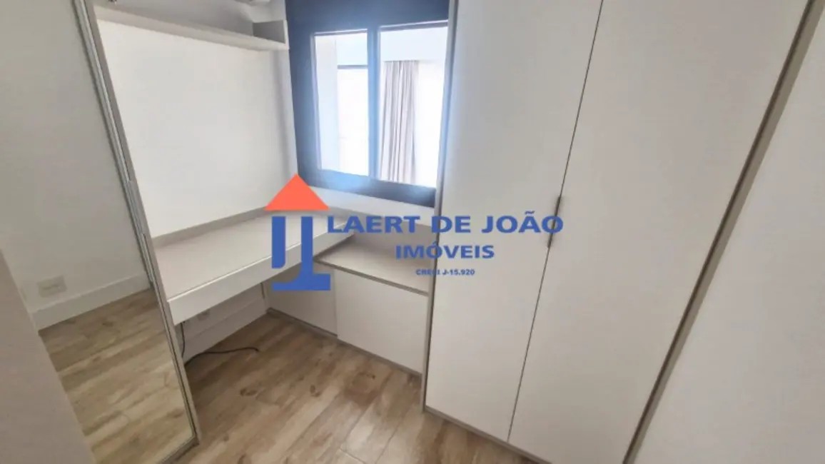 Foto 2 de Apartamento com 4 quartos para alugar, 147m2 em Campo Belo, São Paulo - SP