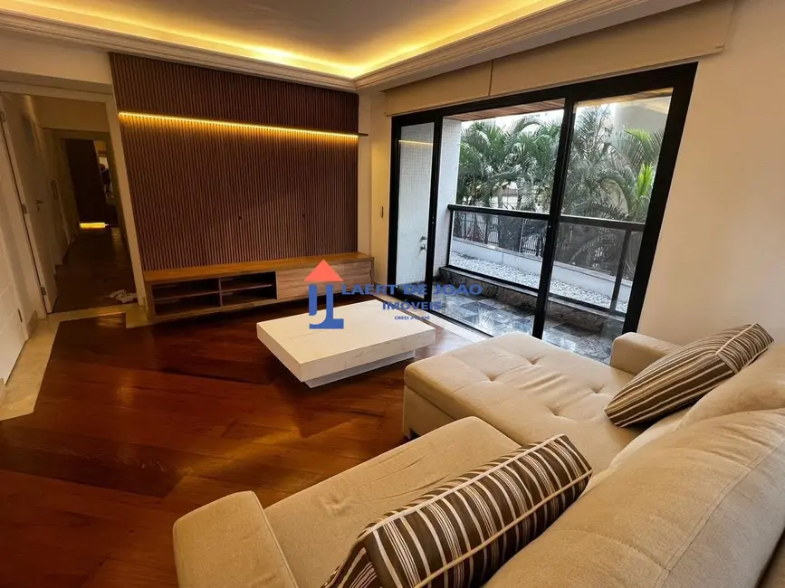 Foto 6 de Apartamento com 3 quartos para alugar, 179m2 em Moema, São Paulo - SP