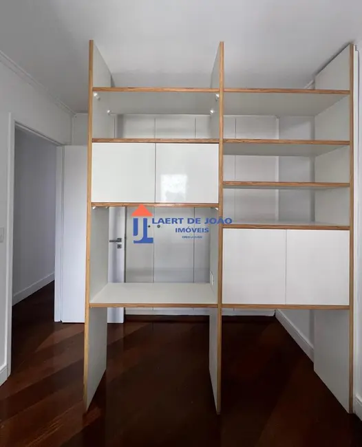 Foto 9 de Apartamento com 2 quartos à venda, 91m2 em Moema, São Paulo - SP