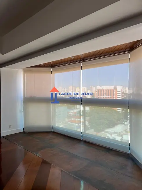 Foto 3 de Apartamento com 2 quartos à venda, 91m2 em Moema, São Paulo - SP