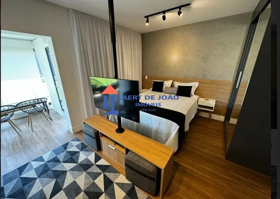 Foto 4 de Apartamento com 1 quarto para alugar, 77m2 em Chácara Santo Antônio (Zona Sul), São Paulo - SP