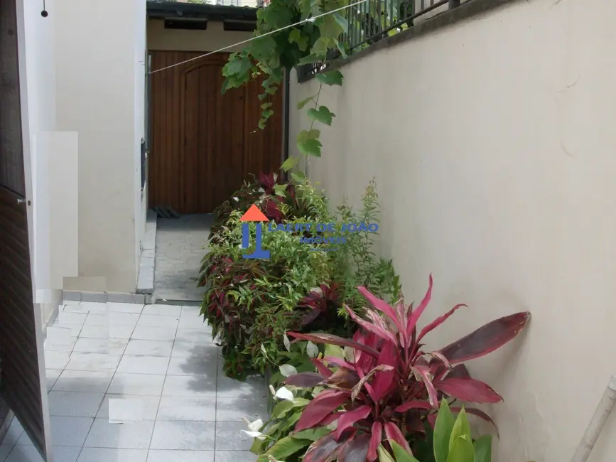 Casa com 2 quartos à venda, 121m2 em Vila Guarani (Z Sul), São Paulo - SP - imagem 4 Foto 4 de Casa com 2 quartos à venda, 121m2 em Vila Guarani (Z Sul), São Paulo - SP