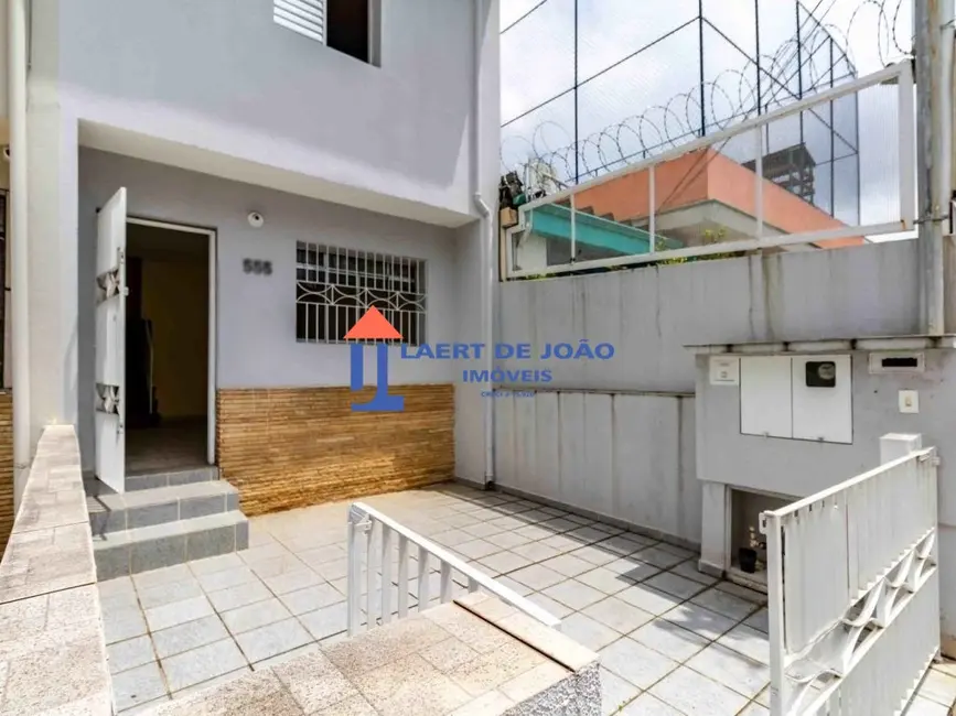 Foto 2 de Casa com 2 quartos à venda e para alugar, 70m2 em Campo Belo, São Paulo - SP