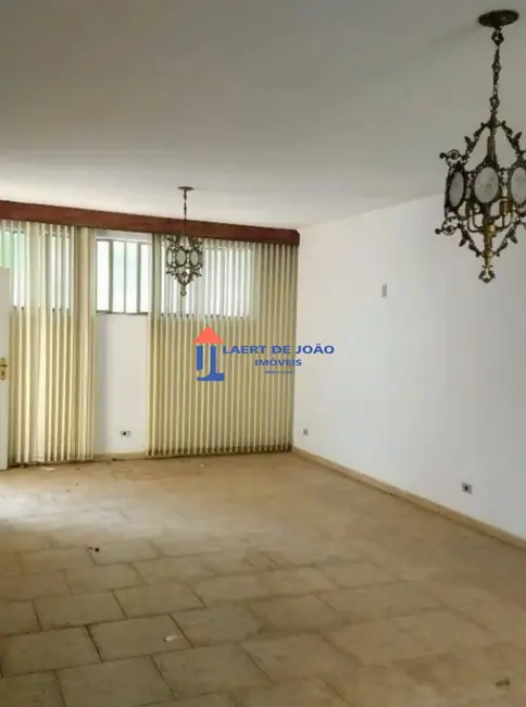 Casa com 3 quartos à venda, 210m2 em Campo Belo, São Paulo - SP - imagem 5 Foto 5 de Casa com 3 quartos à venda, 210m2 em Campo Belo, São Paulo - SP