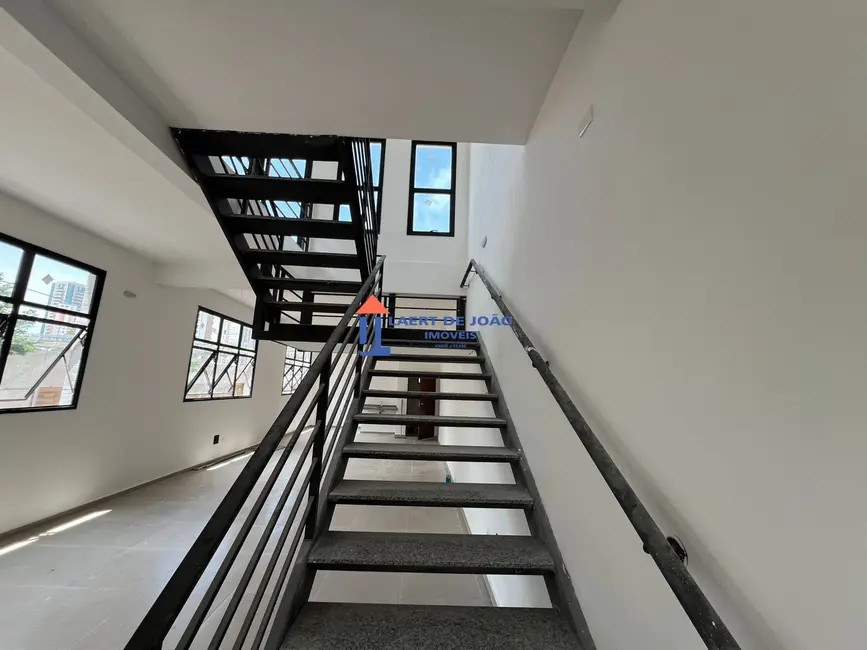 Foto 8 de Armazém / Galpão com 3 quartos para alugar, 280m2 em São Paulo - SP