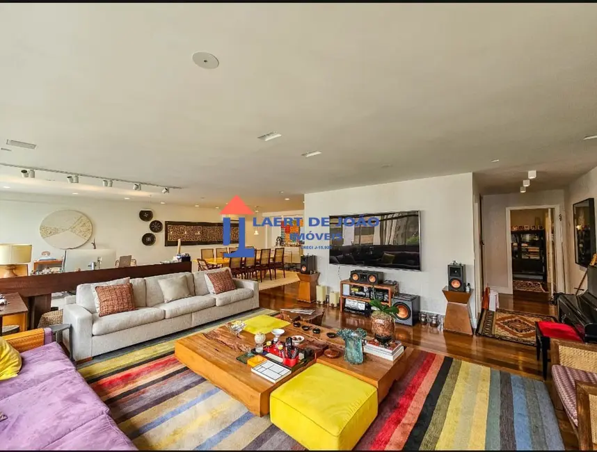 Apartamento com 4 quartos à venda, 226m2 em Jardim Europa, São Paulo - SP - imagem 2 Foto 2 de Apartamento com 4 quartos à venda, 226m2 em Jardim Europa, São Paulo - SP