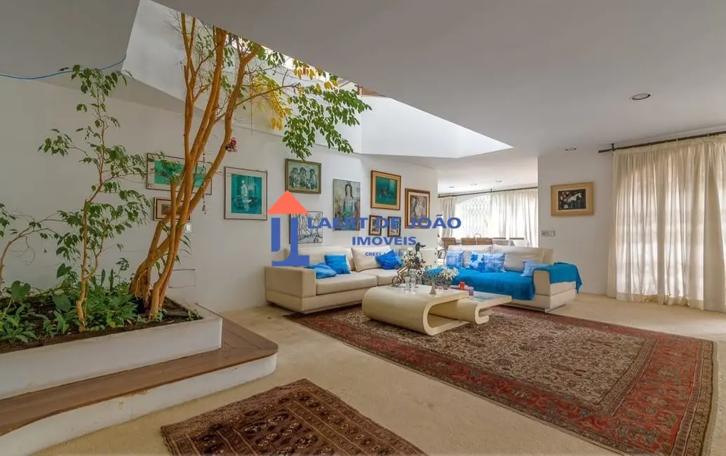 Casa com 4 quartos à venda, 750m2 em Cidade Jardim, São Paulo - SP - imagem 2 Foto 2 de Casa com 4 quartos à venda, 750m2 em Cidade Jardim, São Paulo - SP