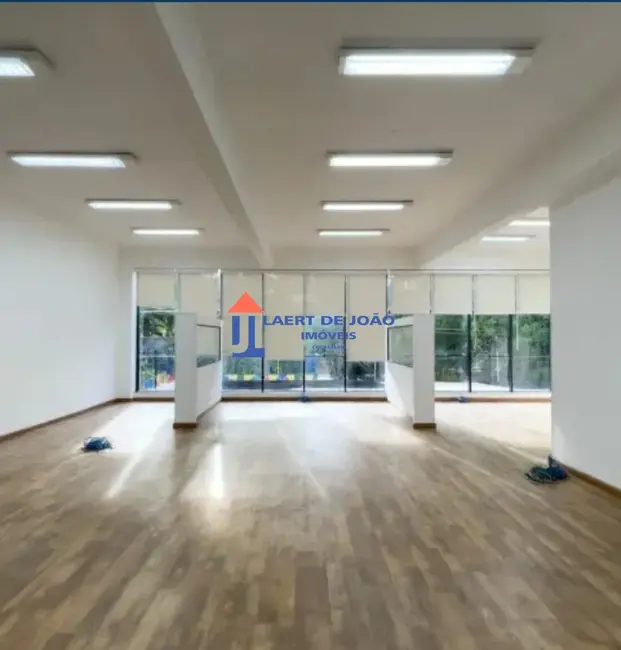 Sala Comercial para alugar, 850m2 em São Paulo - SP - imagem 8 Foto 8 de Sala Comercial para alugar, 850m2 em São Paulo - SP