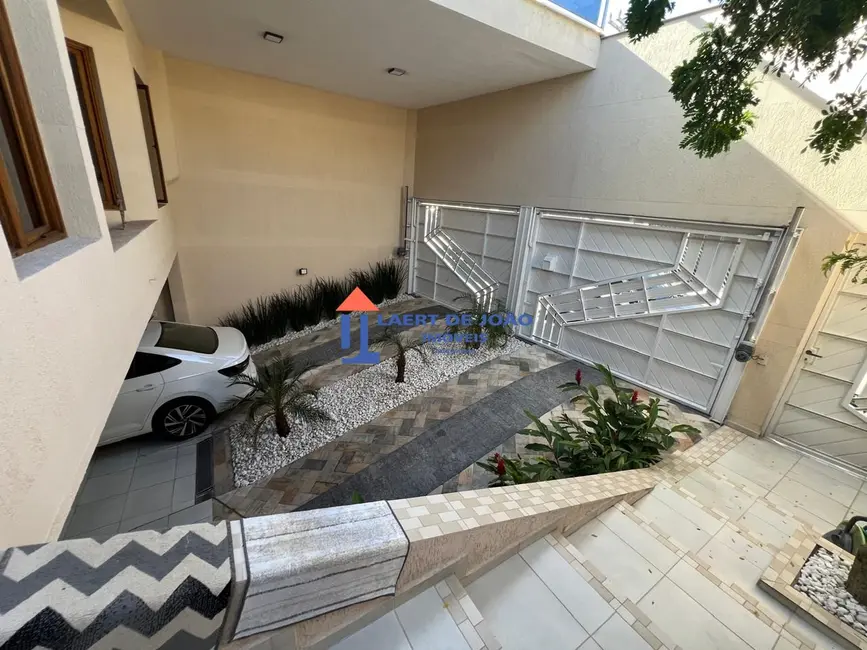 Foto 3 de Casa com 4 quartos à venda, 305m2 em Campo Belo, São Paulo - SP