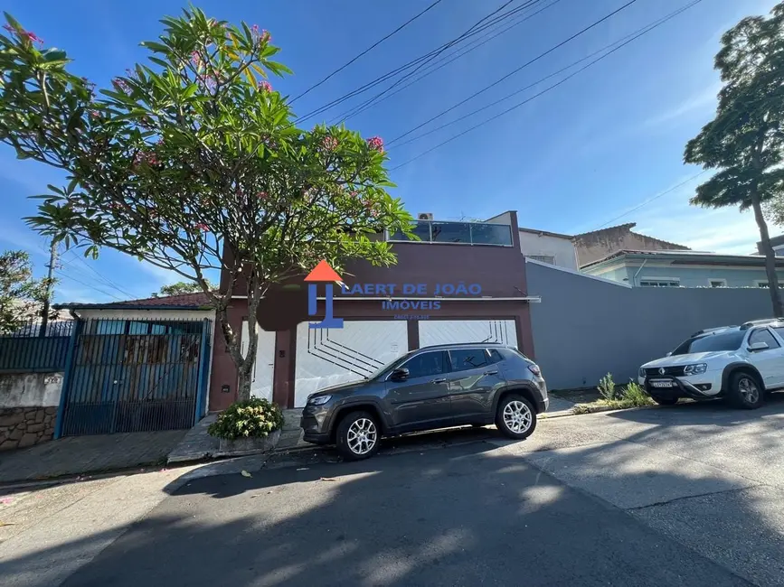 Foto 1 de Casa com 4 quartos à venda, 305m2 em Campo Belo, São Paulo - SP