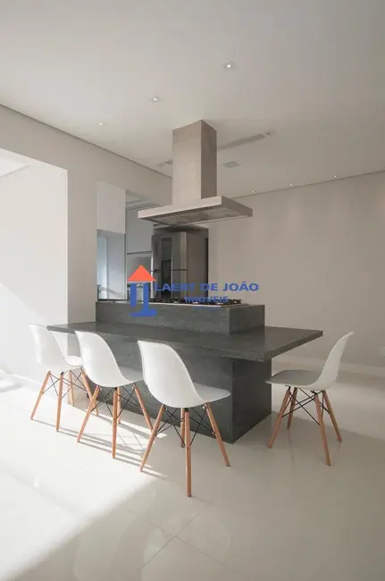 Foto 3 de Apartamento com 2 quartos para alugar, 110m2 em Cidade Monções, São Paulo - SP