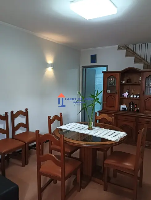 Foto 1 de Casa com 3 quartos à venda, 205m2 em Vila Alexandria, São Paulo - SP