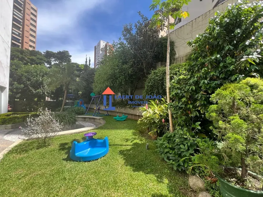 Foto 2 de Apartamento com 3 quartos à venda, 152m2 em Campo Belo, São Paulo - SP