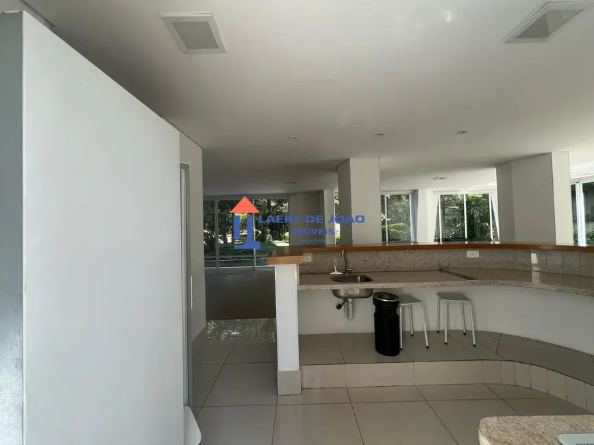 Apartamento com 3 quartos à venda, 152m2 em Campo Belo, São Paulo - SP - imagem 3 Foto 3 de Apartamento com 3 quartos à venda, 152m2 em Campo Belo, São Paulo - SP