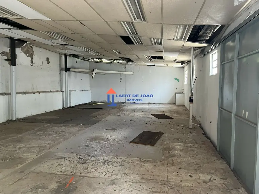 Armazém / Galpão para alugar, 200m2 em Campo Belo, São Paulo - SP - imagem 9 Foto 9 de Armazém / Galpão para alugar, 200m2 em Campo Belo, São Paulo - SP