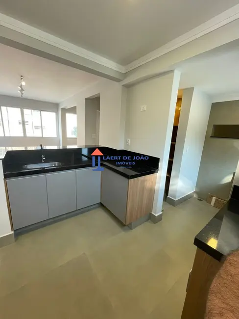 Apartamento com 2 quartos à venda, 69m2 em Moema, São Paulo - SP - imagem 4 Foto 4 de Apartamento com 2 quartos à venda, 69m2 em Moema, São Paulo - SP
