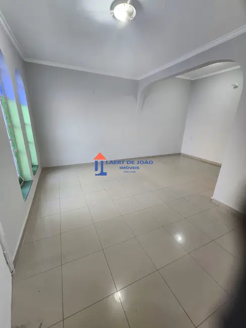 Casa com 2 quartos à venda, 95m2 em Jardim Aeroporto, São Paulo - SP - imagem 3 Foto 3 de Casa com 2 quartos à venda, 95m2 em Jardim Aeroporto, São Paulo - SP