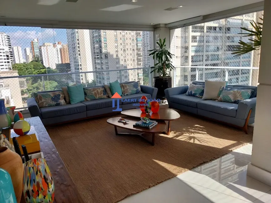 Foto 3 de Apartamento com 4 quartos à venda e para alugar, 370m2 em Campo Belo, São Paulo - SP