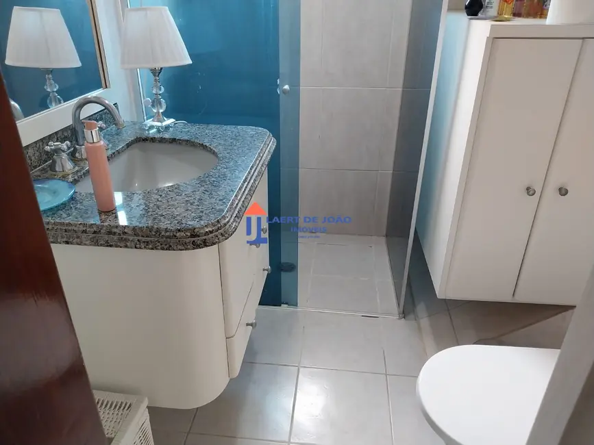 Casa com 4 quartos à venda, 165m2 em Jardim Aeroporto, São Paulo - SP - imagem 8 Foto 8 de Casa com 4 quartos à venda, 165m2 em Jardim Aeroporto, São Paulo - SP