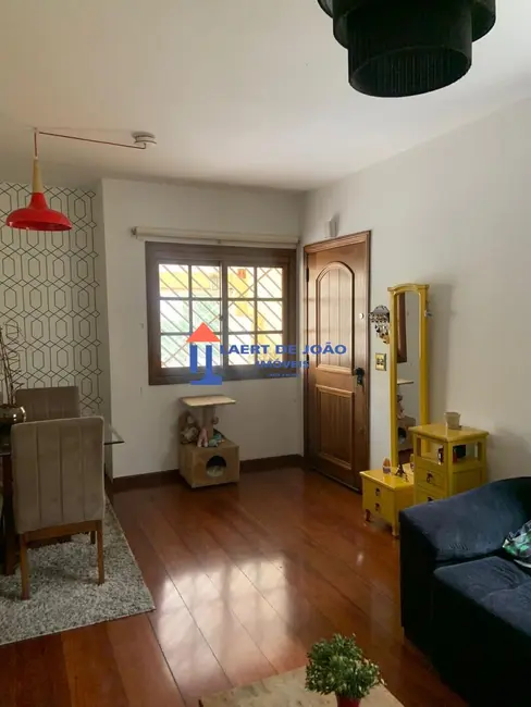 Casa com 2 quartos à venda, 102m2 em Campo Belo, São Paulo - SP - imagem 8 Foto 8 de Casa com 2 quartos à venda, 102m2 em Campo Belo, São Paulo - SP