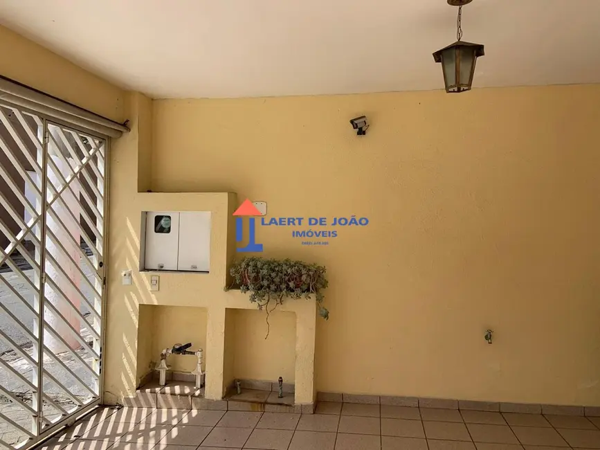 Casa com 2 quartos à venda, 102m2 em Campo Belo, São Paulo - SP - imagem 3 Foto 3 de Casa com 2 quartos à venda, 102m2 em Campo Belo, São Paulo - SP