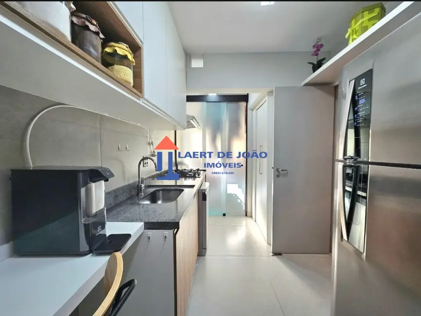 Apartamento com 3 quartos à venda, 98m2 em Moema, São Paulo - SP - imagem 8 Foto 8 de Apartamento com 3 quartos à venda, 98m2 em Moema, São Paulo - SP