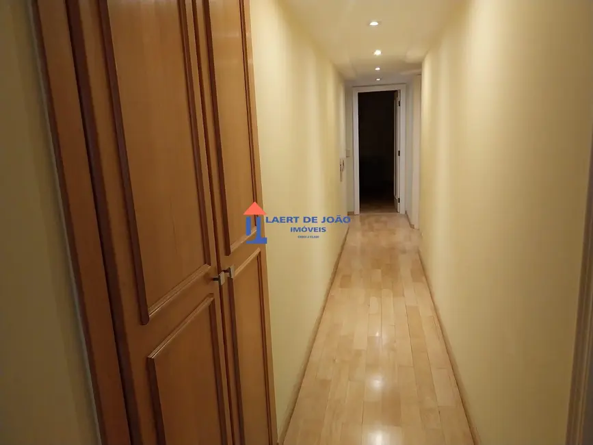 Apartamento com 4 quartos à venda, 200m2 em Campo Belo, São Paulo - SP - imagem 7 Foto 7 de Apartamento com 4 quartos à venda, 200m2 em Campo Belo, São Paulo - SP