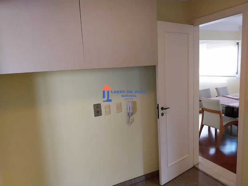 Apartamento com 4 quartos à venda, 200m2 em Campo Belo, São Paulo - SP - imagem 6 Foto 6 de Apartamento com 4 quartos à venda, 200m2 em Campo Belo, São Paulo - SP