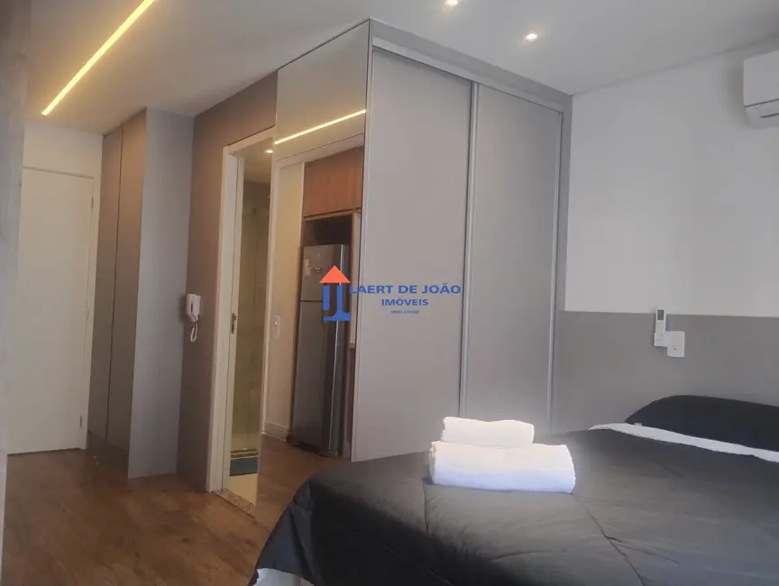 Foto 6 de Loft / Flat à venda, 24m2 em Vila Nova Conceição, São Paulo - SP