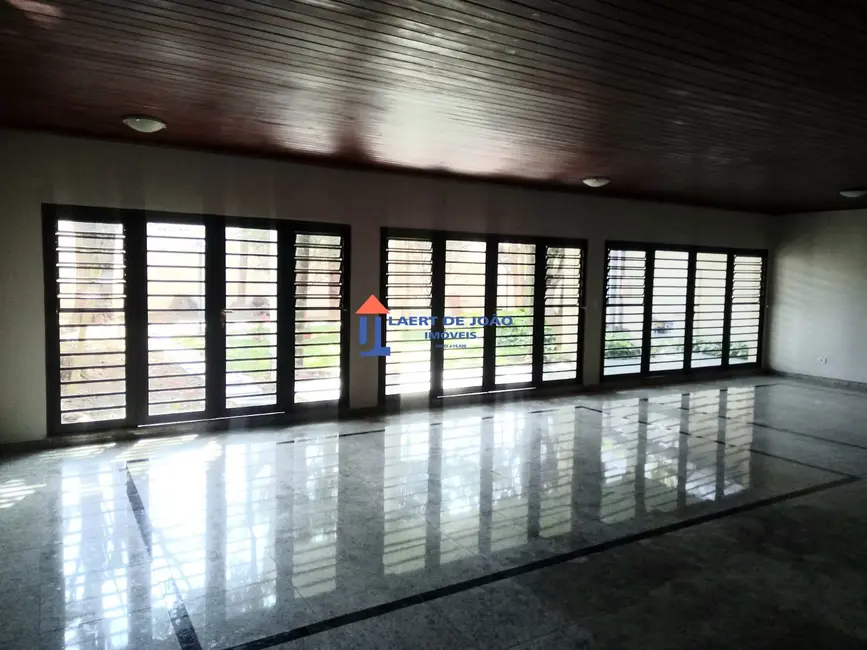 Foto 4 de Casa com 3 quartos para alugar, 340m2 em Vila Cordeiro, São Paulo - SP