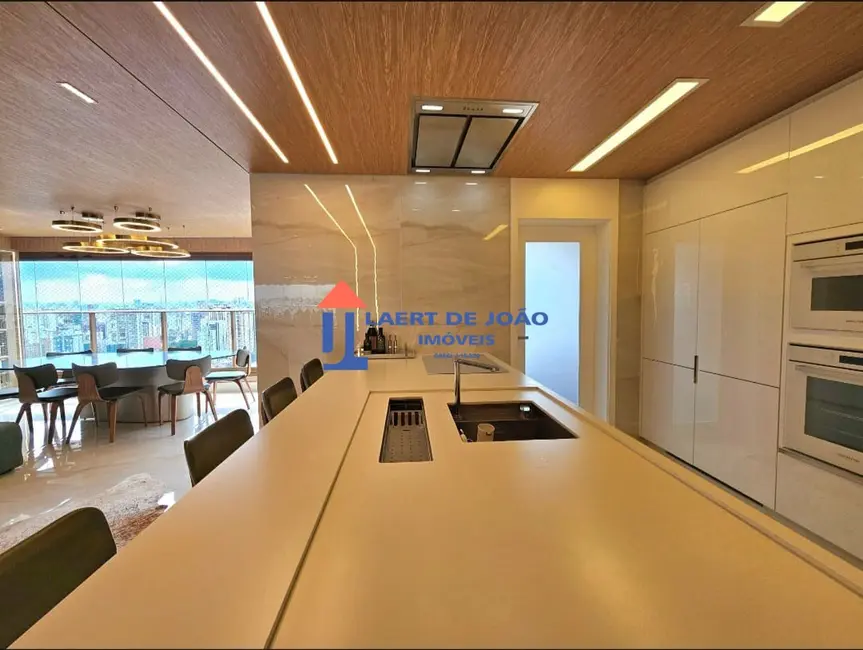 Apartamento com 3 quartos à venda, 147m2 em Campo Belo, São Paulo - SP - imagem 9 Foto 9 de Apartamento com 3 quartos à venda, 147m2 em Campo Belo, São Paulo - SP