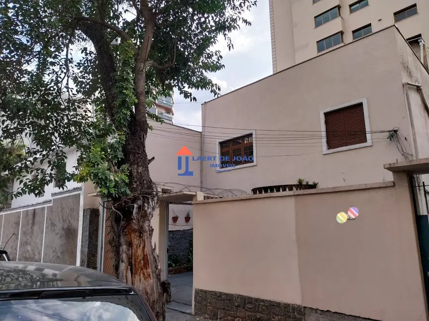 Foto 2 de Casa com 2 quartos para alugar, 90m2 em Campo Belo, São Paulo - SP
