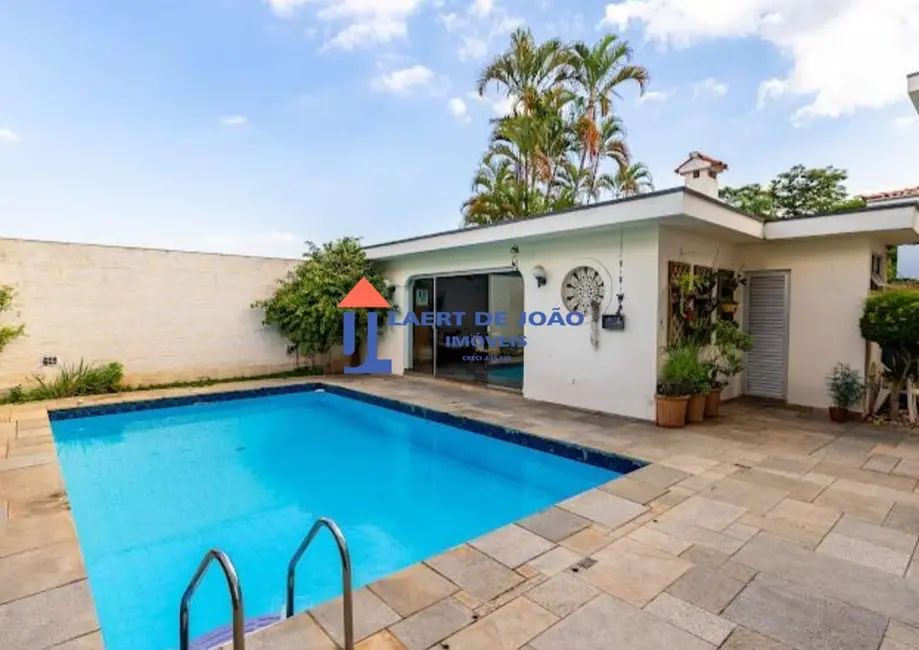 Foto 2 de Casa com 4 quartos à venda, 363m2 em Granja Julieta, São Paulo - SP