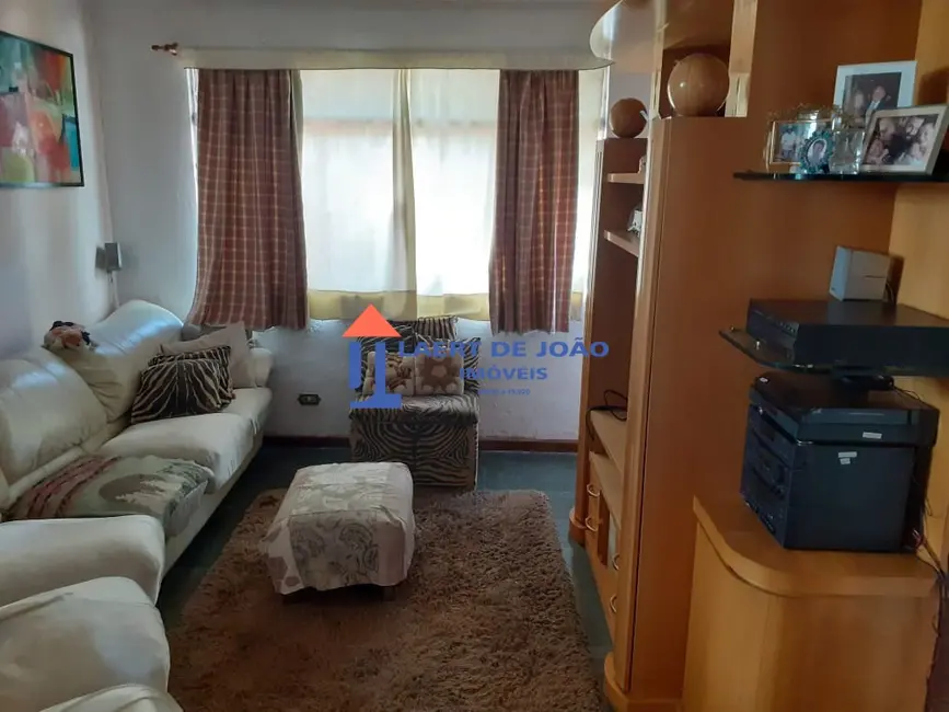 Casa com 3 quartos à venda, 200m2 em Campo Belo, São Paulo - SP - imagem 8 Foto 8 de Casa com 3 quartos à venda, 200m2 em Campo Belo, São Paulo - SP